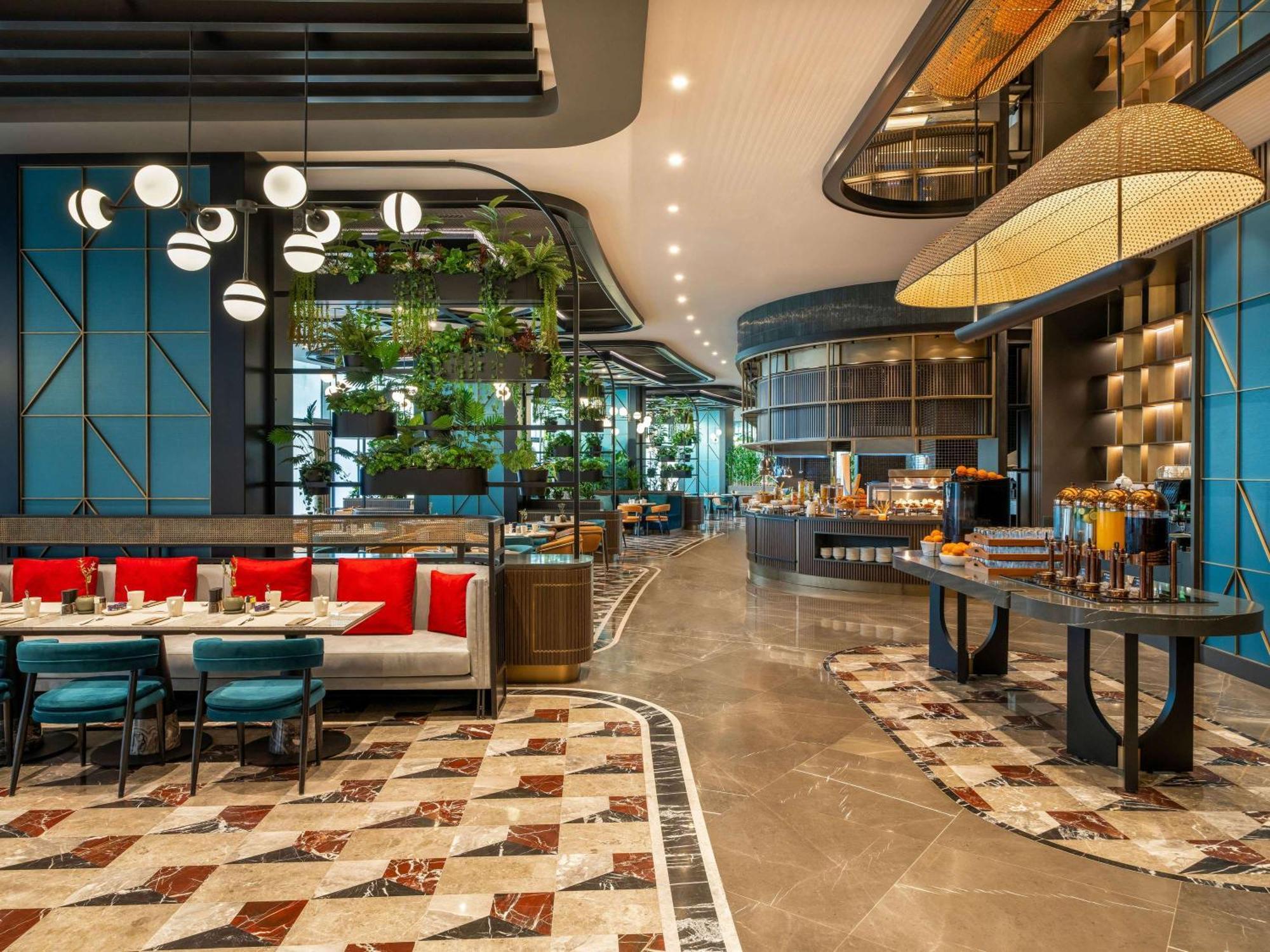 Moevenpick Hotel Istanbul Marmara Sea Exterior photo
