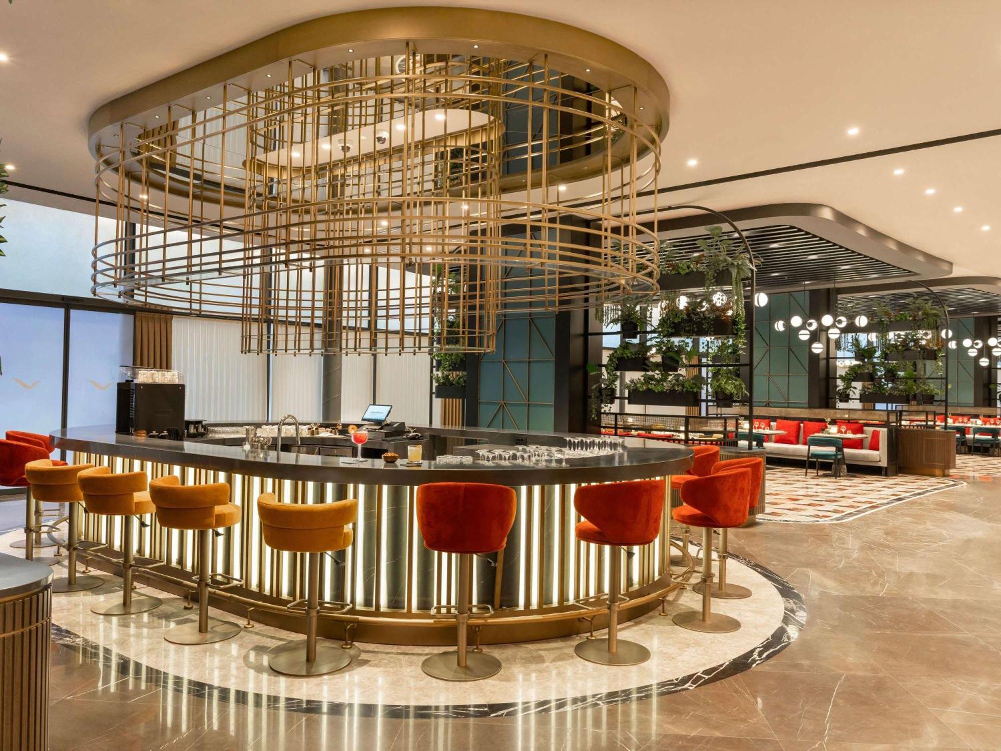 Moevenpick Hotel Istanbul Marmara Sea Exterior photo