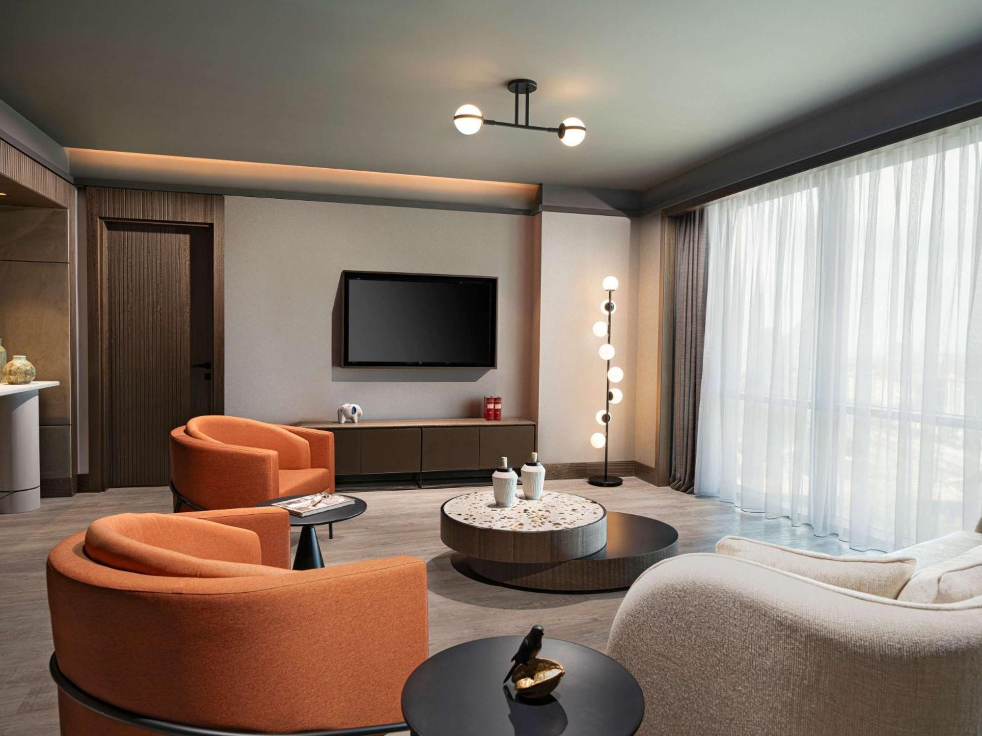 Moevenpick Hotel Istanbul Marmara Sea Exterior photo