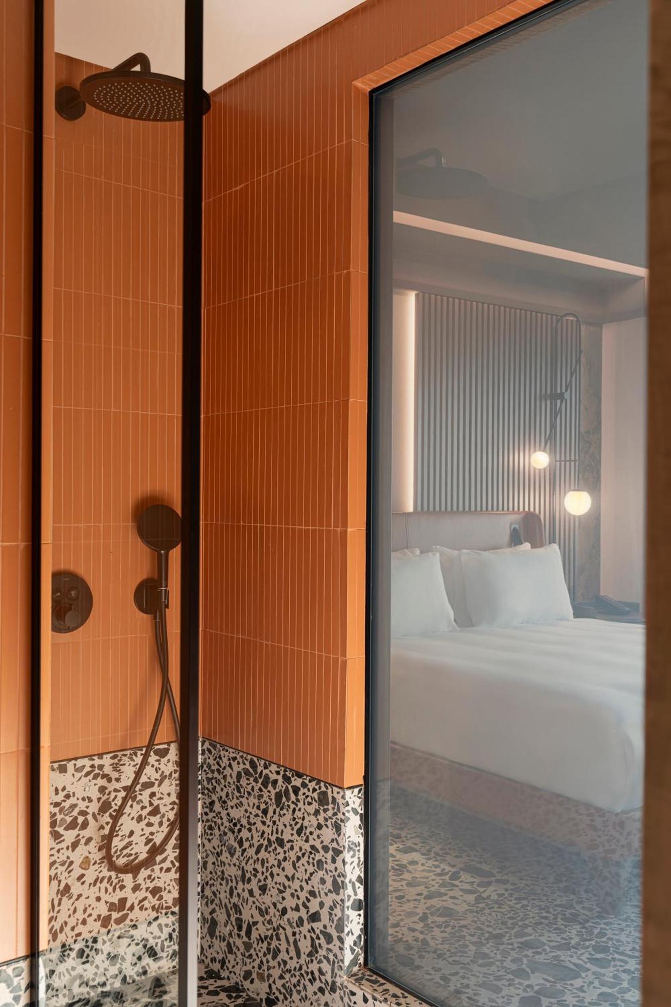 Moevenpick Hotel Istanbul Marmara Sea Exterior photo